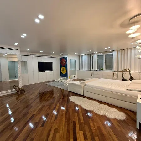 Appartement Zogu I Zi *
