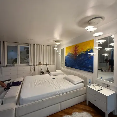 Appartement Zogu I Zi *